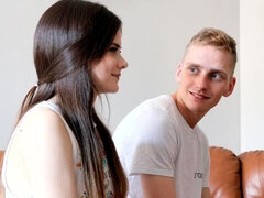 Arsch, Blasen, Braunhaarige, Hundestellung, Handjob, Dürr, Jungendliche (18+), Titten