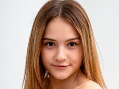 Blonde, Doigter, Branlette thaïlandaise, Masturbation, Maigrichonne, Solo, Adolescente, Nénés