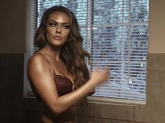 Incroyable, Brunette brune, Tir de sperme, Hard, Lingerie, Mère que j'aimerais baiser, Serré