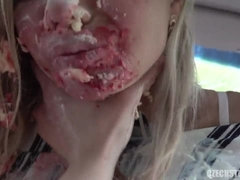 Anal, Blonde, Voiture, Nourriture, Mamelons, Pov, Adolescente, Jouets