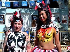 Despelote, Manoseada, Grupo, Tetas naturales, Nudista, Público, Tetas, Puta