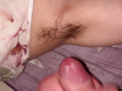 Enthousiasteling, Oksel, Sperma shot, Europees, Harig, Handbeurt, Huisgemaakt, Moeder die ik wil neuken