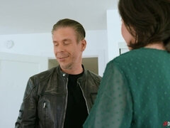 Anal, Culo, Dormitorio, Mamada, Atragantadas, Cocina, Tetas naturales, Coño