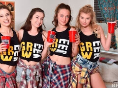 Leie, Blondine, Blasen, Braunhaarige, Studentenwohnheim, Zierlich, Dürr, Jungendliche (18+)