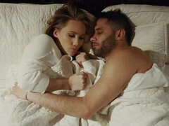 Grosser schwanz, Braunhaarige, Schwanz, Behaart, Milf, Mutti, Zierlich, Titten