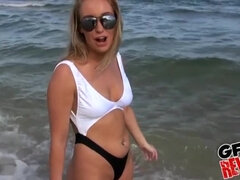 Culo grande, Bikini, Rubia, Corridas faciales, Hotel, Al aire libre, Realidad, Montar