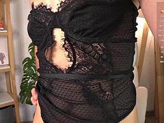 Asiatique, Nana, Couche culotte