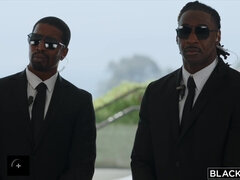 お尻, フェラチオ, 気狂い, 手コキする, 異人種間, オージー, オマンコ, 濡れ