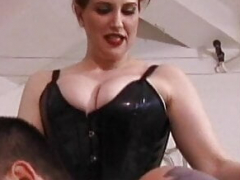 Americano, Tetas grandes, Morena, Fetiche, Fetiche de pies, Látex, Madres para coger, Trio