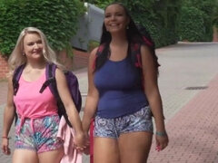 Tetas grandes, Rubia, Mamada, Morena, Residencia universitaria, Estrella porno, Coño, Sexo fuerte