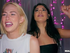 Enthousiasteling, Kont, Grote mammen, Harig, Zoenen, Latijnse vrouw, Likken, Realiteit