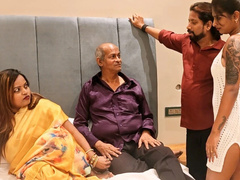 Asiático, Sadomasoquismo, Hija, Cuadrupleta, Indio, Desnudo, Sexo fuerte, Trio