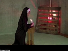 Amateur, Sadomasoquismo, Morena, Dominación, Extremo, Monja, Castigada, Atada