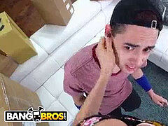 Большие сиськи, Постарше, Милф, Мамочка, Реалити, Сыновья, Мачеха