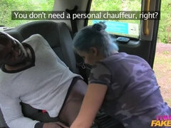 Cul, Gros seins, Sucer une bite, Voiture, Tir de sperme, Faciale, Masturbation, Chatte