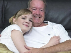 Leie, Blondine, Blasen, Spermaladung, Hundestellung, Lecken, Orgasmus, Muschi