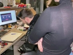 Vies praten, Frans, Vernedering, Machine neuken, Panty, Straf, Voorbinddildo, Vastgebonden