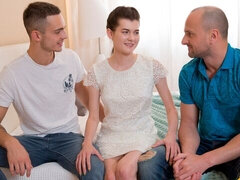 フェラチオ, 浮気する, バック, 手コキする, オマンコ, 剃毛, ティーン, オッパイの