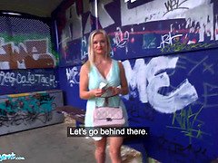 Tetas grandes, Corridas, Público, Coño, Montar, Afeitado, Tetas, Tren