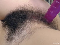 Cul, Brunette brune, Poilue, Lingerie, Masturbation, Mamelons bombés, Vibromasseur