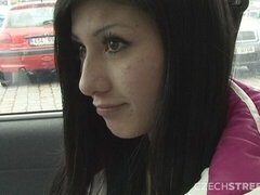 Amateur, Mamada, Coche, Estilo perrito, Gorda, Sexo duro, Al aire libre, Adolescente