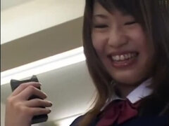 アジア人, 美女, 着衣女と全裸男, フェムドム, 手コキする, 日本人, ティーン