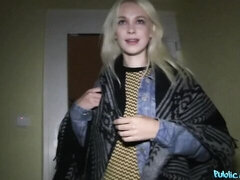 Grosser schwanz, Grosse titten, Blasen, Vollbusig, Hundestellung, Geld, Dürr, Jungendliche (18+)