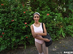 Amateur, Morena, Ébano, Despelote, Dinero, Al aire libre, Sexo soft, Tetas