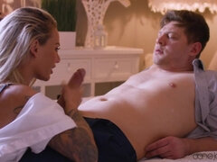 Американки, Большой член, Минет, Белье, В офисе, Наездница, Тощие, Сиськи