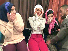 Arabisch, Grote lul, Zwart, Pijpbeurt, Bruinharig, Bedriegen, Groepseks, Bruiloft