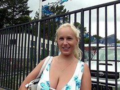 Mooi, Pijpbeurt, Rondborstig, Oudere vrouw, Duits, Masseren, Slet, Stiefmoeder