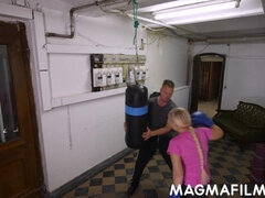 Box workout turns into a fuck session - Reality