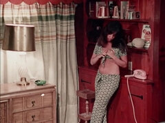 Incroyable, Gros seins, Brunette brune, Tir de sperme, Groupe, Lesbienne, Orgie, Pute