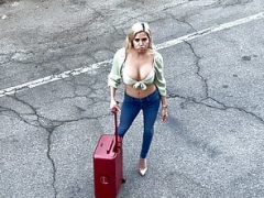 Amerikanisch, Grosse titten, Blondine, Blasen, Sperma im mund, Milf, Mutti, Muschi