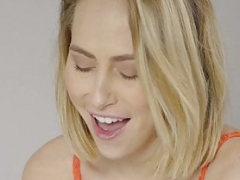 Cunnilingus, Rubia, Orgasmo, Chorro, Tetas, Vibrador