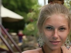 Blonde, Naturelle, Seins naturels, De plein air, Piscine, Russe, Adolescente, Nénés