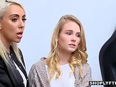 Grosse titten, Blondine, Kondom, Hundestellung, Hd, Natürlichen titten, Büro, Titten