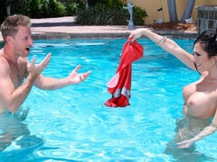 Grosser arsch, Grosser schwanz, Grosse titten, Blasen, Vollbusig, Hundestellung, Penis, Titten