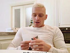 Blond, Fetisj, Hardcore, Ondergoed, Rijpe lesbienne, Russisch, Zuigen, Lerarin