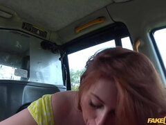 Arschlecken, Blasen, Auto, Betrunken, Muschi, Rotschopf, Rasiert
