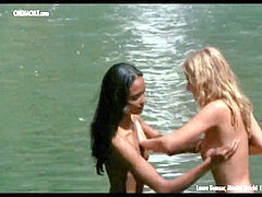 Bikini, Célébrité, Compilation, Nue à poil, Nue, Softcore, Nénés