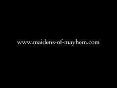 Grote mammen, Blond, Bruinharig, Brutaal, Fetisj, Interraciaal, Moeder, Monster