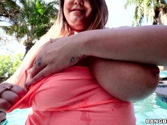 Wohlbeleibte schöne frauen, Grosse titten, Riesig, Milf, Solo, Tätowierung, Scherzbold, Titten