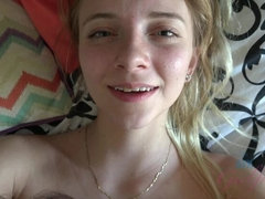 Blond, Pijpbeurt, Handbeurt, Orgasme, Gezichtspunt, Kut duiken, Mager, Nat