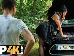 Grosse bite, Noire, Brunette brune, Voiture, Cocu, Hd, Mature, Jarretelles