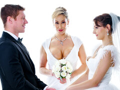 Dormitorio, Mamada, Novia, Rostro sentado, Lencería, Mamá, Trio, Boda