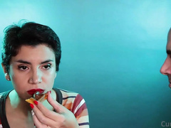 Любители, Одетые девушки голые парни, Сборник, Семяизвержение, Сперма на лице, Еда, Ласковые ручки, Домашнее видео