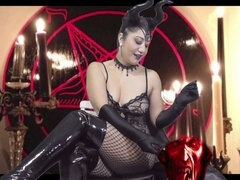 Botas, Dominacion femenina, Pelirrojo, Fumando