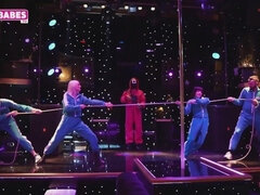 Nana, Grosse bite, Brunette brune, Tir de sperme, En levrette, Grecque, Hd, Léchez