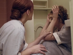 Жопа, Большие сиськи, Поцелуи, Служанка, На природе, Пирсинг, Киски, Рыжие